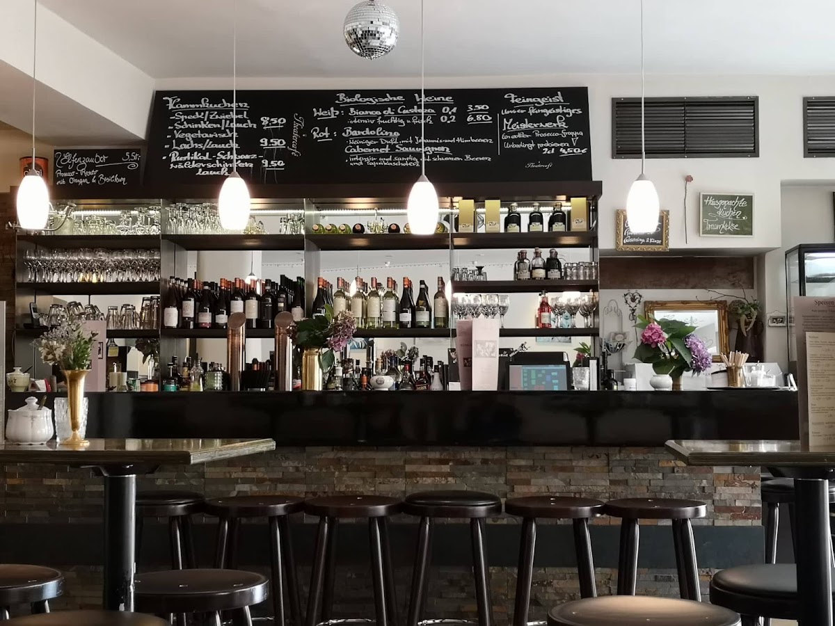 Restaurace Vlčí Jámy