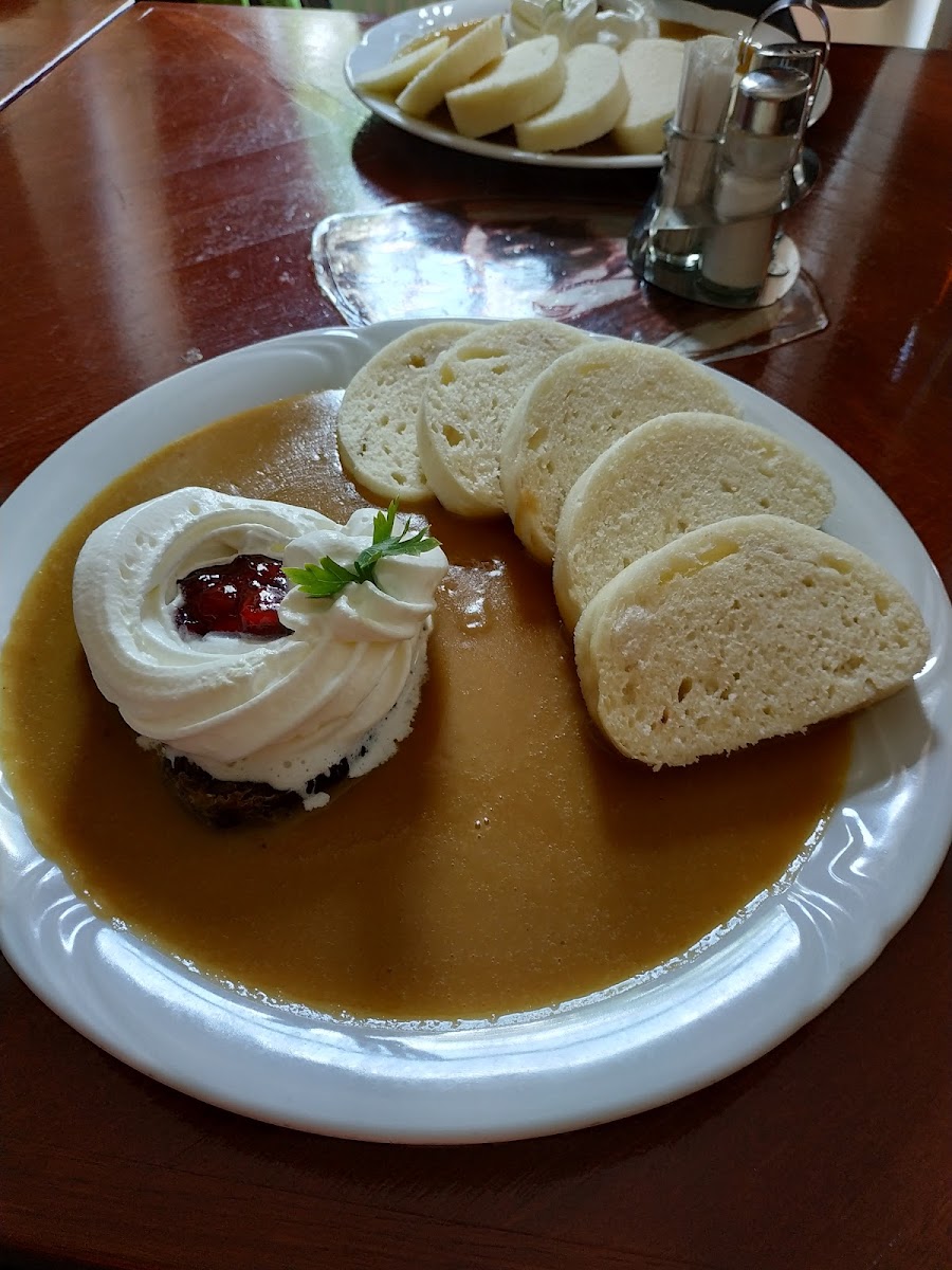 Restaurace Vlčí Jámy-5