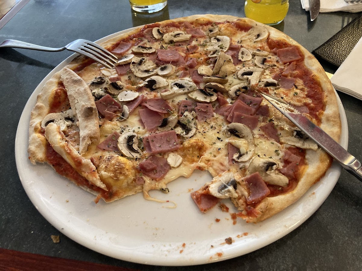 Restaurang Pizzeria Krylbo-6