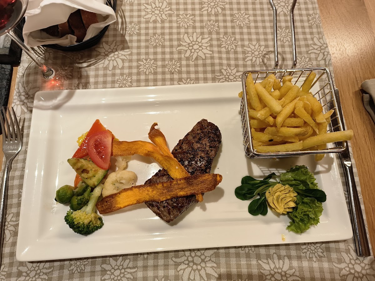 Restaurant Alpenresort Eienwäldli-10