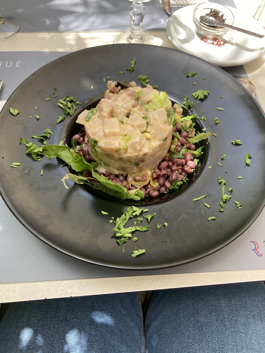 Restaurant De La Cosmétique-9