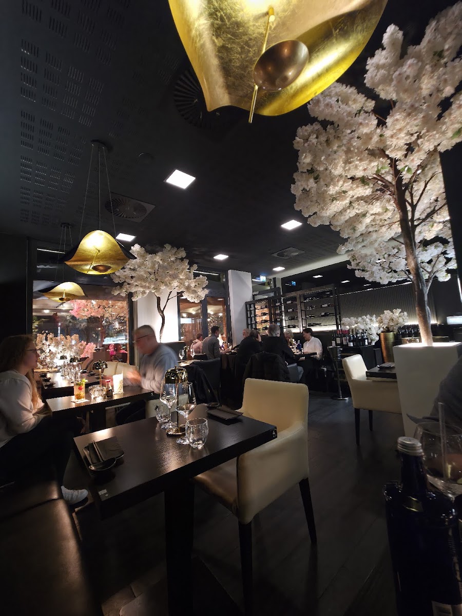 Restaurant Den-3
