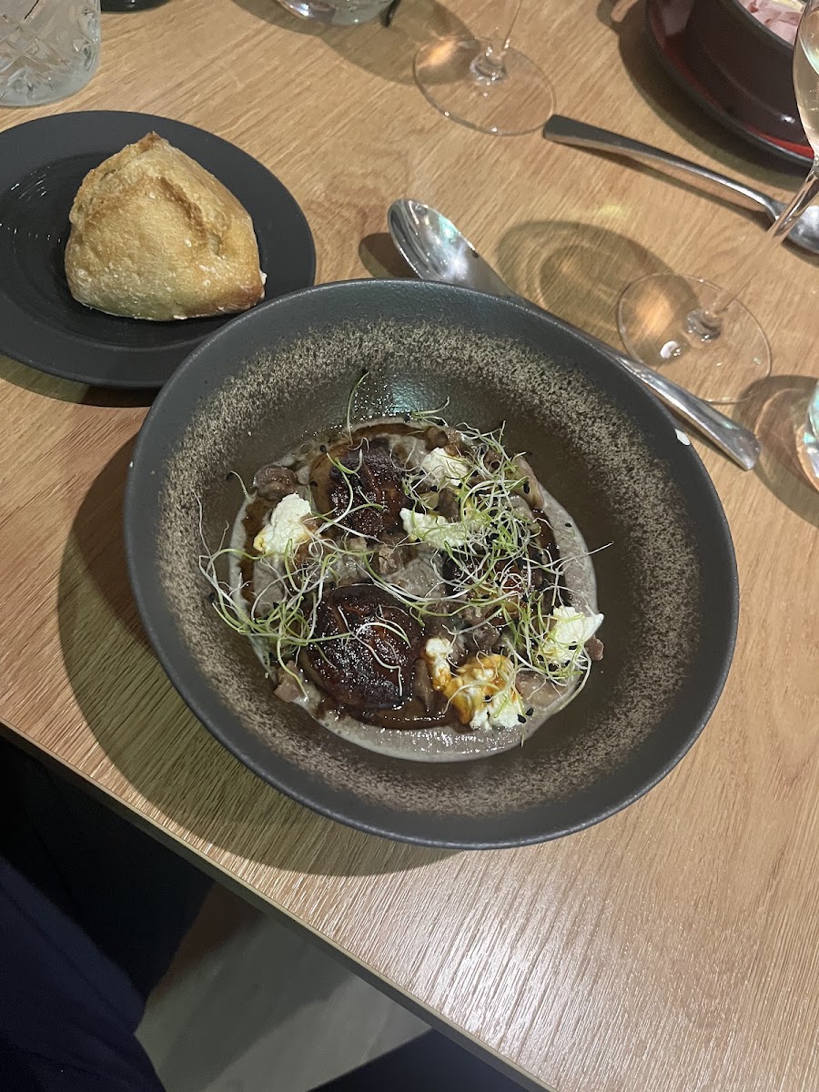 Restaurant Gallery 412-4