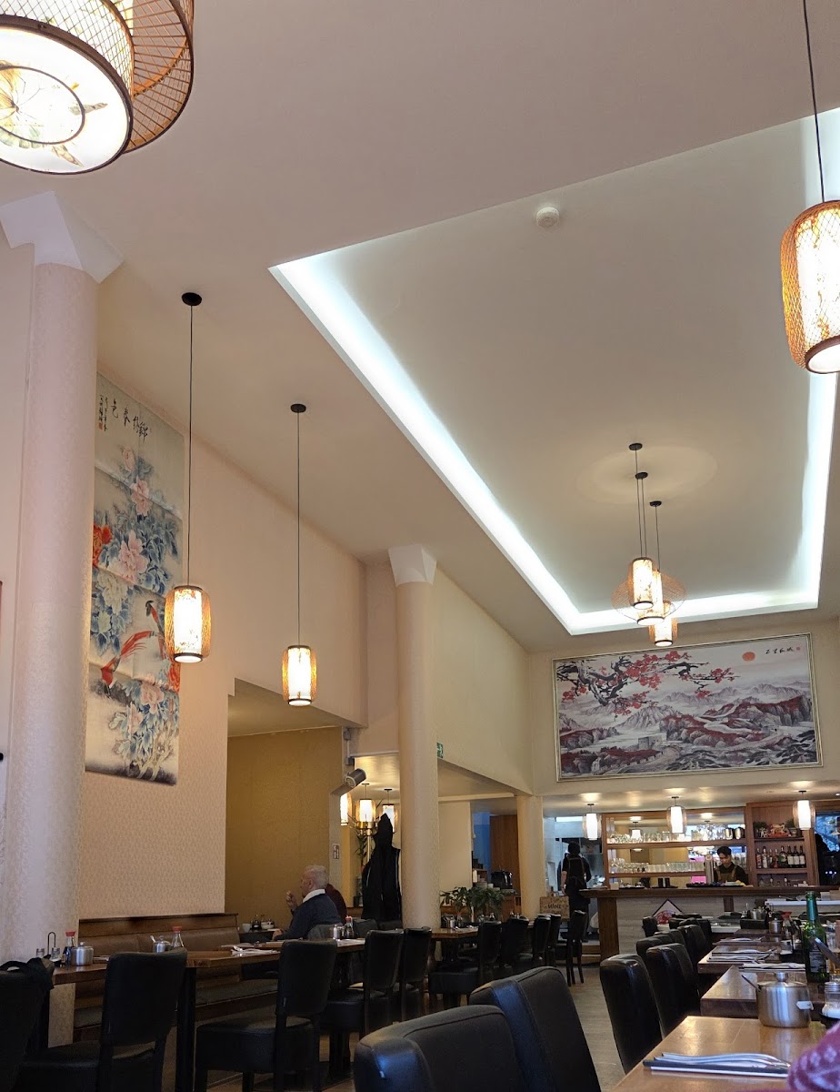 Restaurant Herr He-3