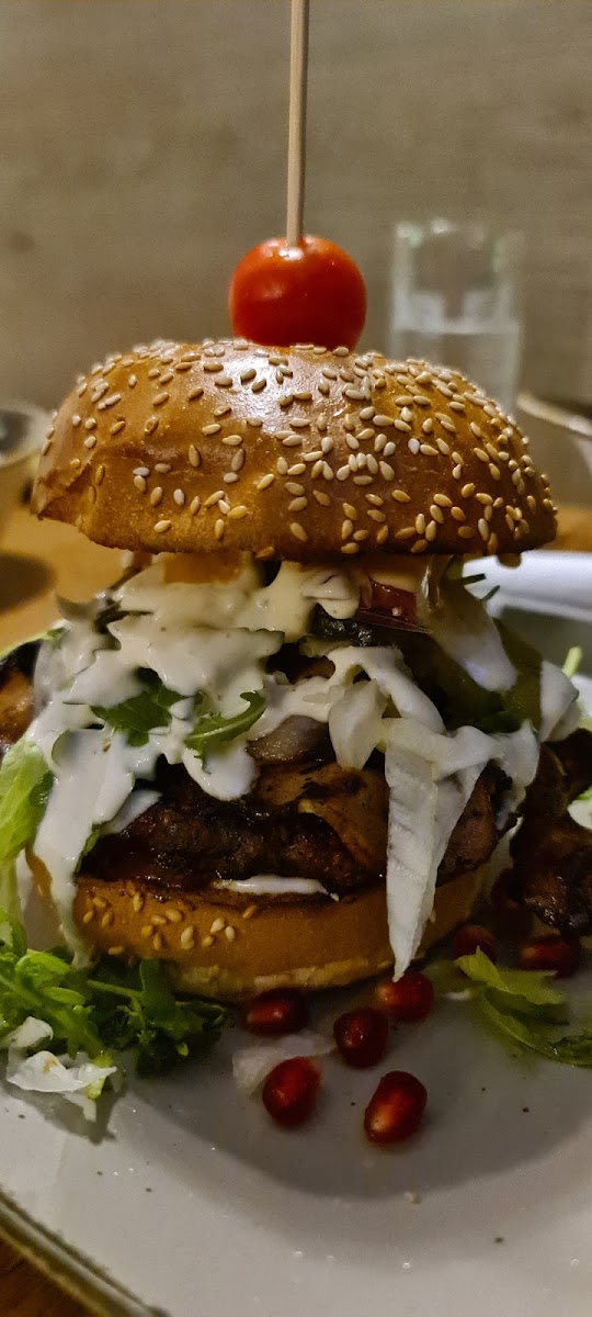 Restaurant Irem - Döner & Pizzeria-8