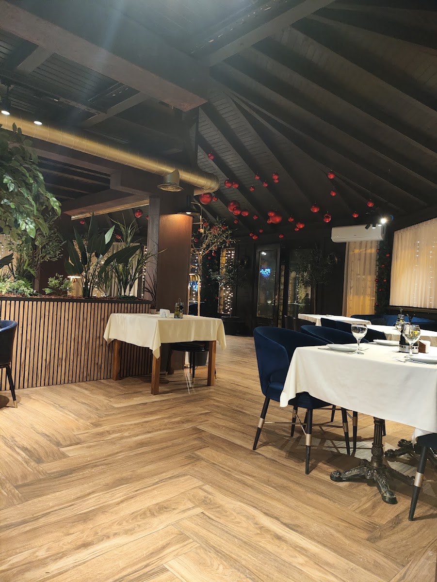 Restaurant Parku-3