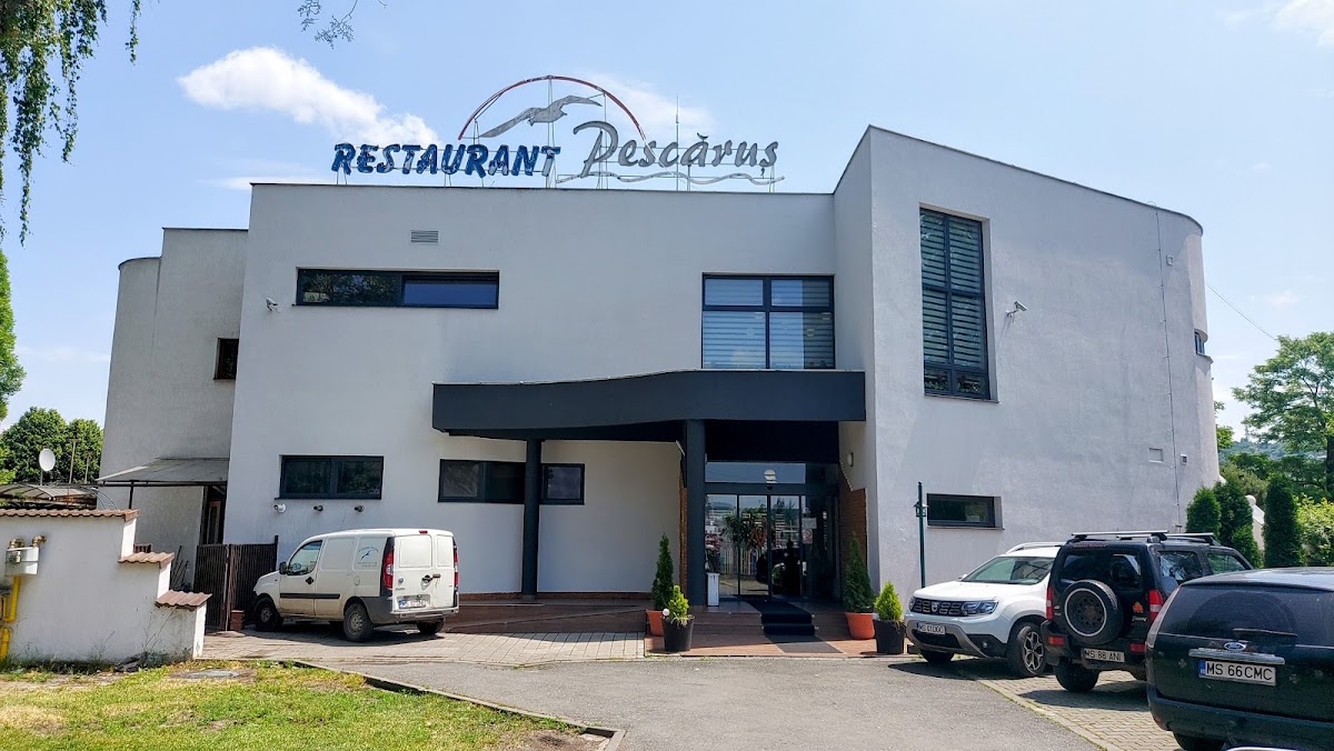 Restaurant Pescăruș De Mures