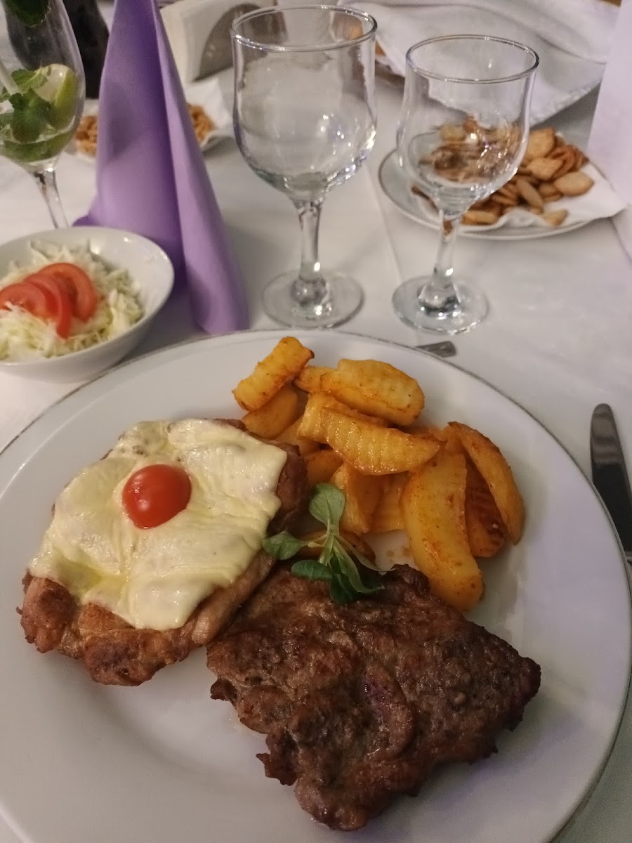 Restaurant Pescăruș De Mures-6
