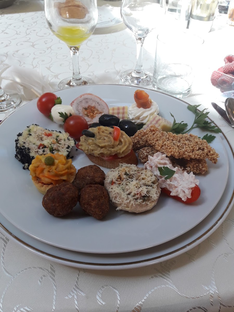 Restaurant Pescăruș De Mures-9