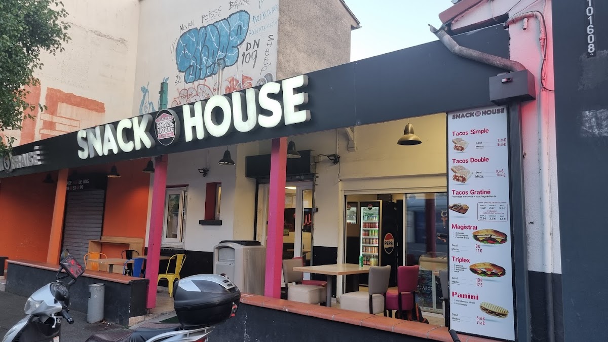 Restaurant Snack House