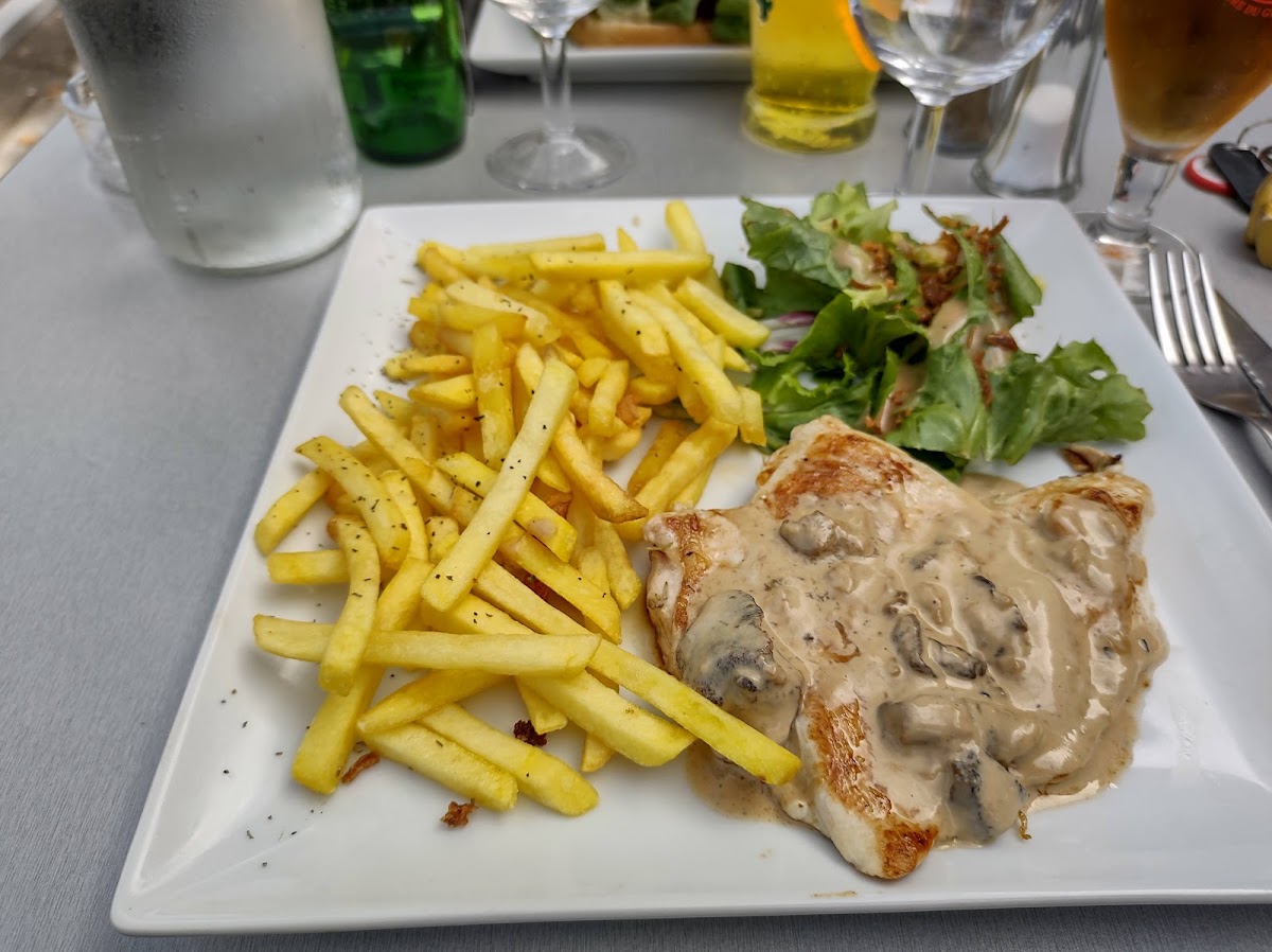 Restaurant Tan A-8