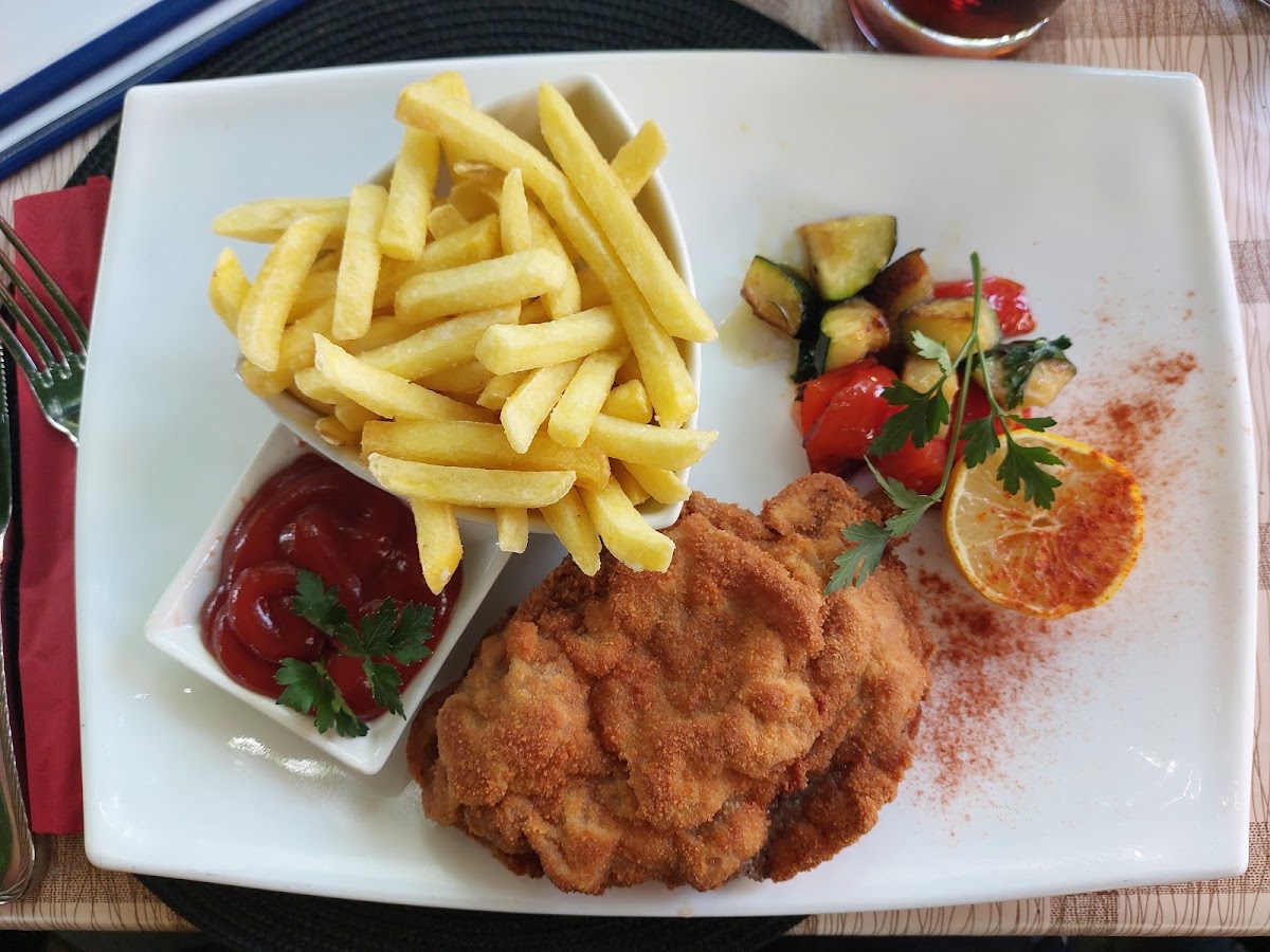 Restaurant Und Pension Mittlerer Balmberg-2