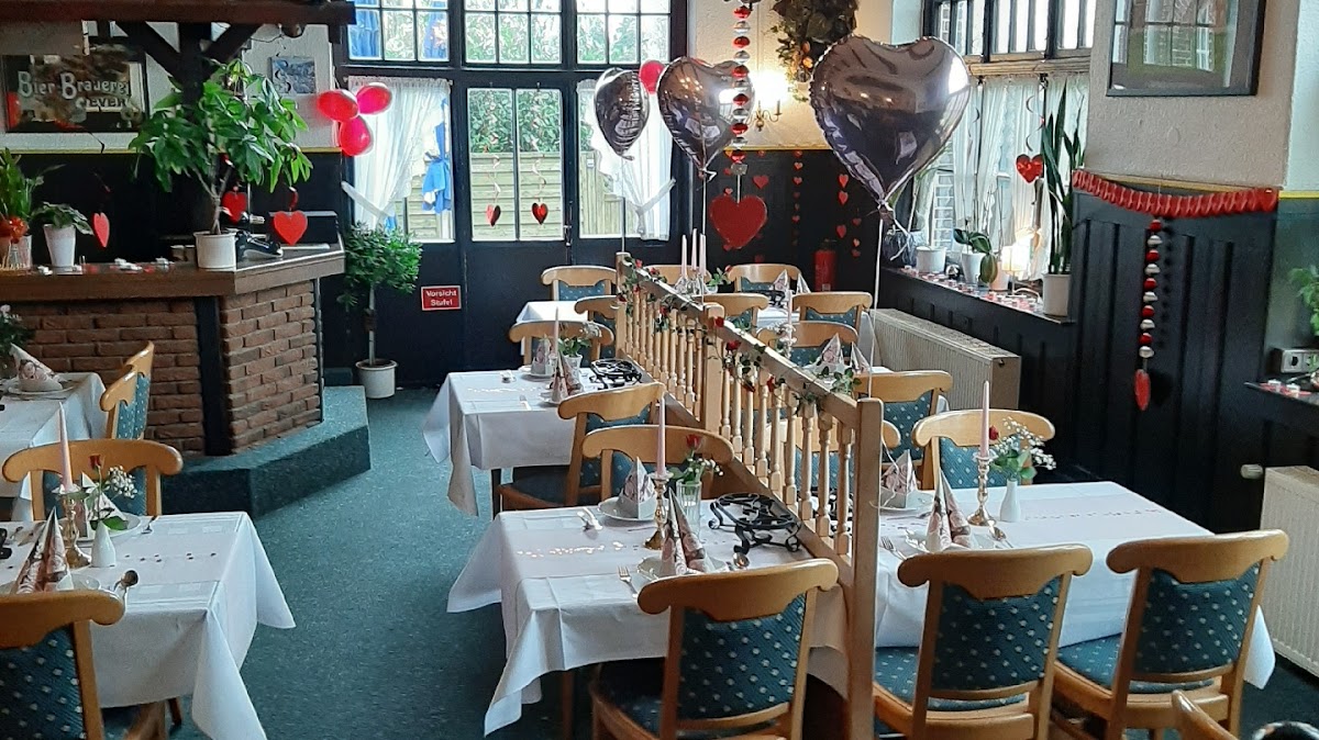 Restaurant Und Steakhaus Bahnhof West