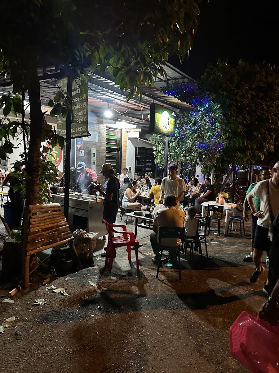 Restaurante Arepas De La Chingada-3