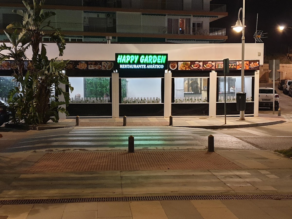 Restaurante Asiático 'happy Garden'