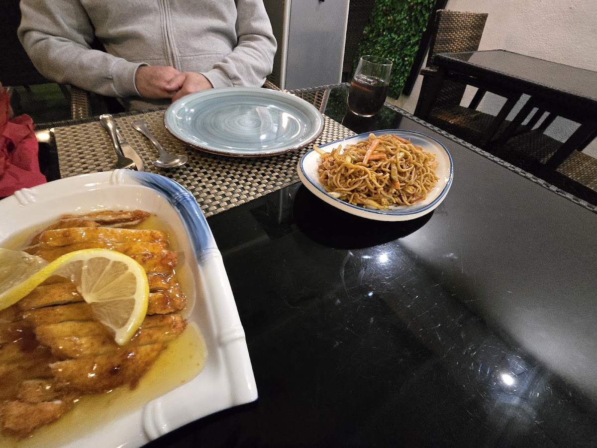 Restaurante Asiático 'happy Garden'-8