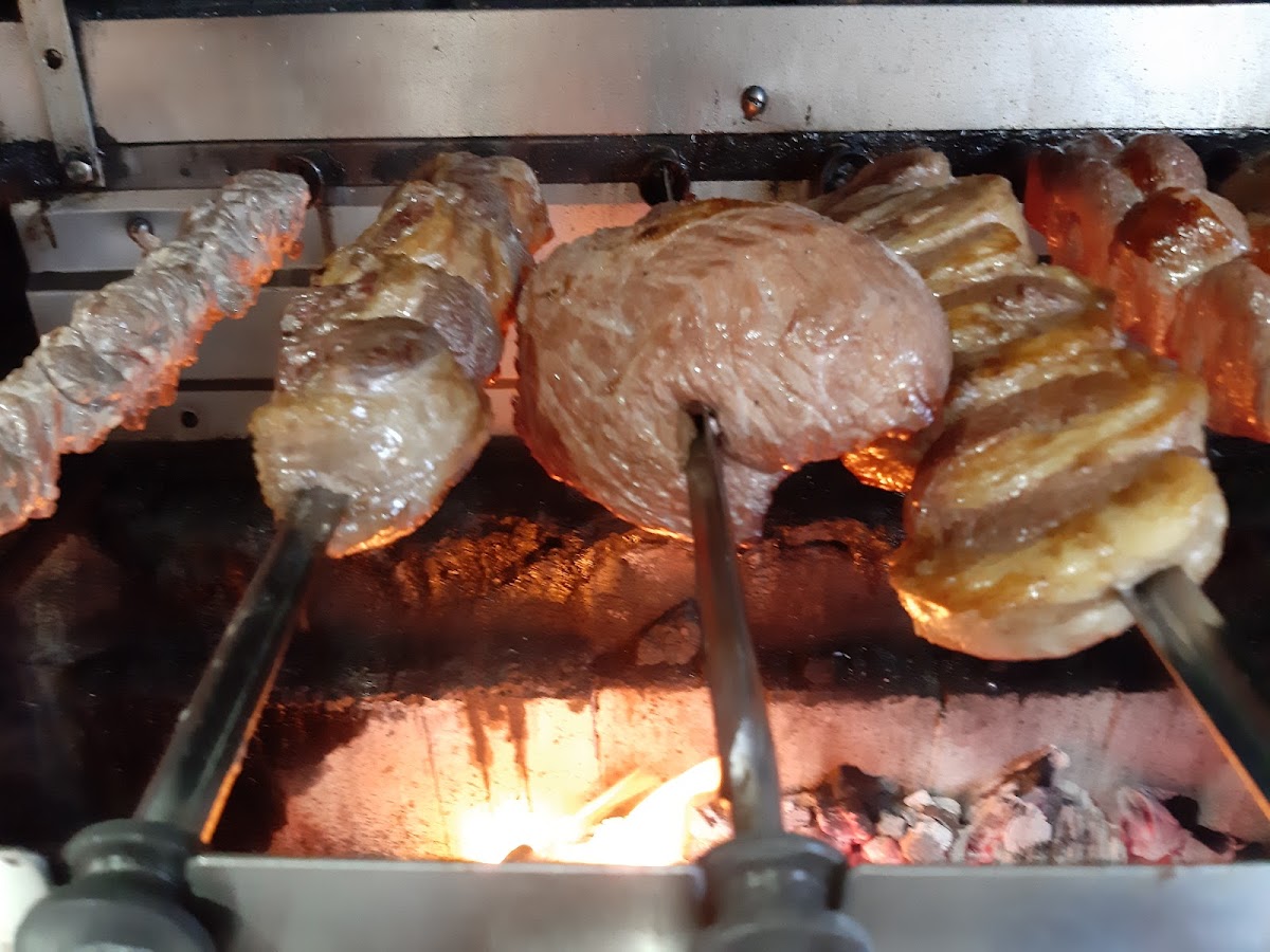 Restaurante & Churrascaria Boi Na Brasa-3