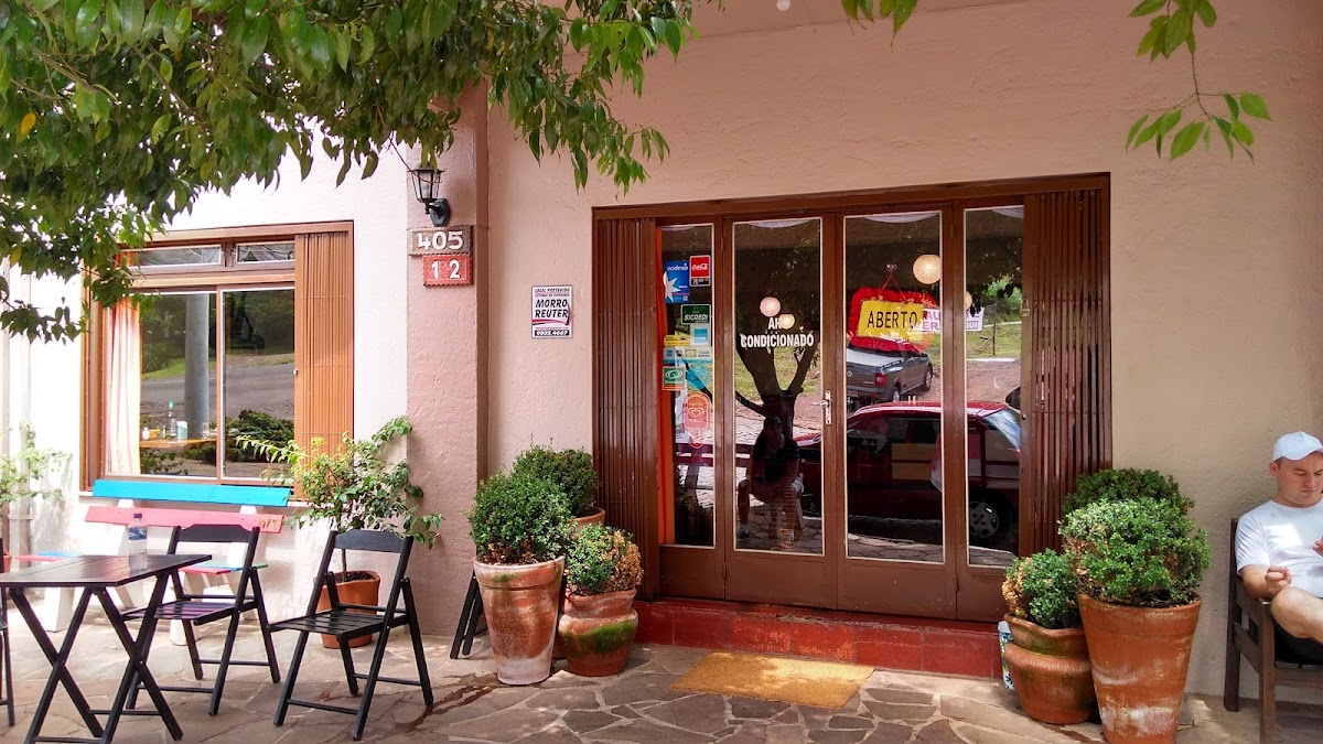 Restaurante E Pizzaria Caverna