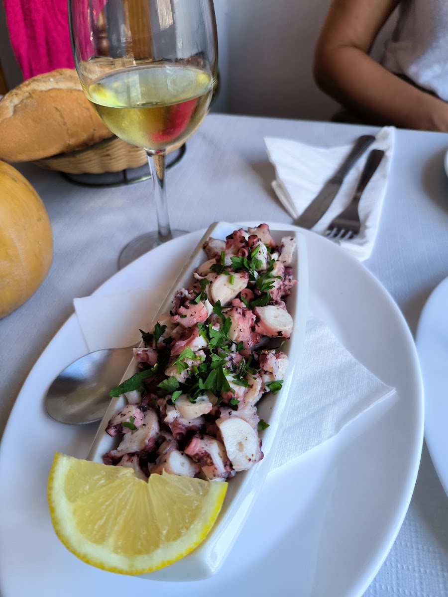 Restaurante El Faro - Pescado Y Más-6