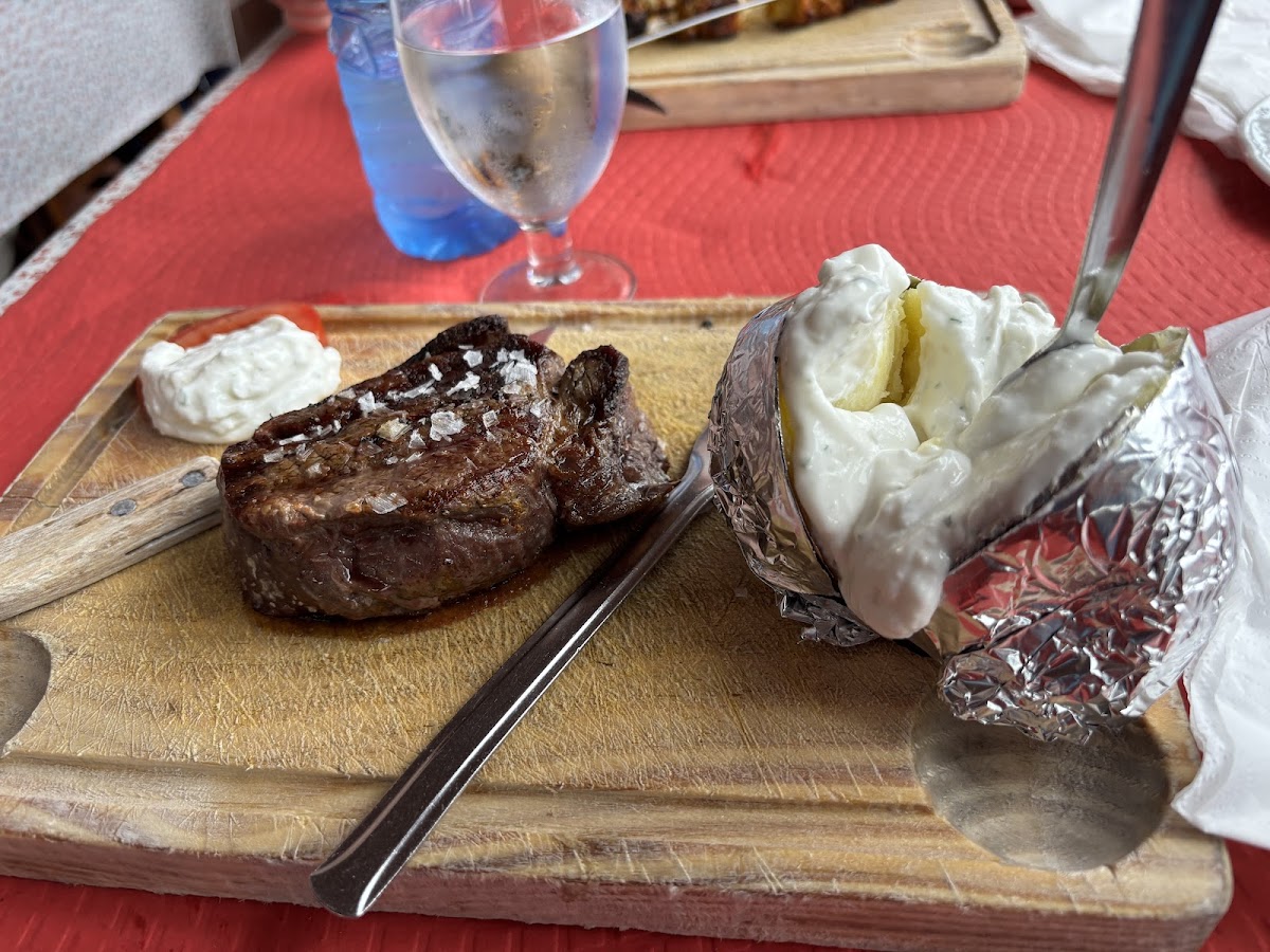 Restaurante El Gaucho I-4