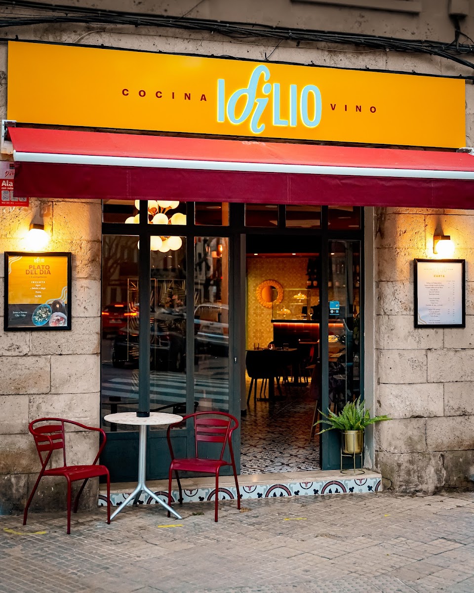 Restaurante I D I L I O - Cocina Y Vino