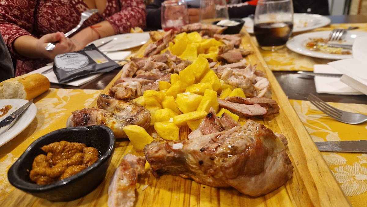 Restaurante Las Brasas / Catering Jesus Ruiz-4