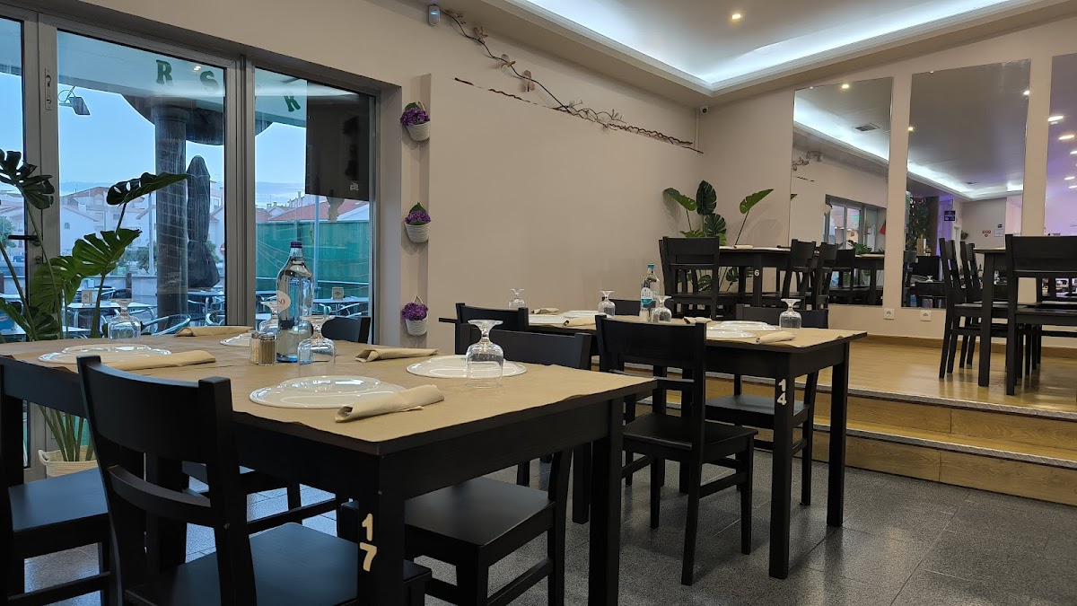 Restaurante Monteiro's Grill Na Consolacao Em Peniche