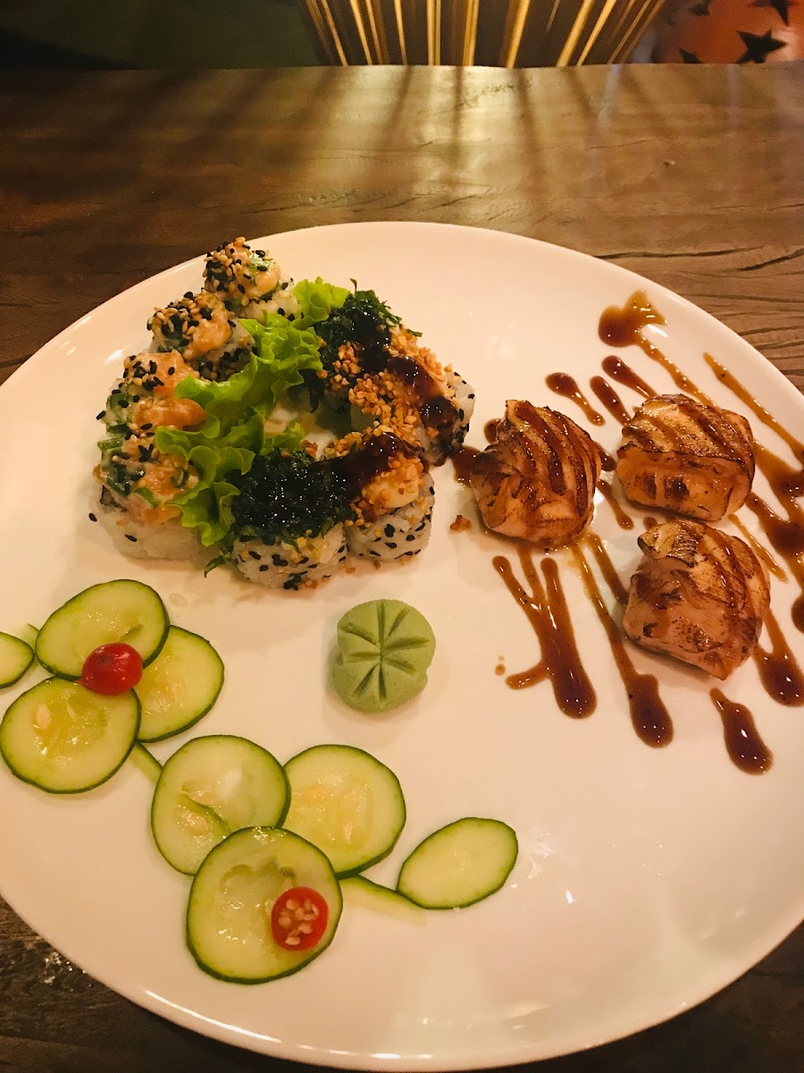 Restaurante Nosfrades Sushi Grill-3