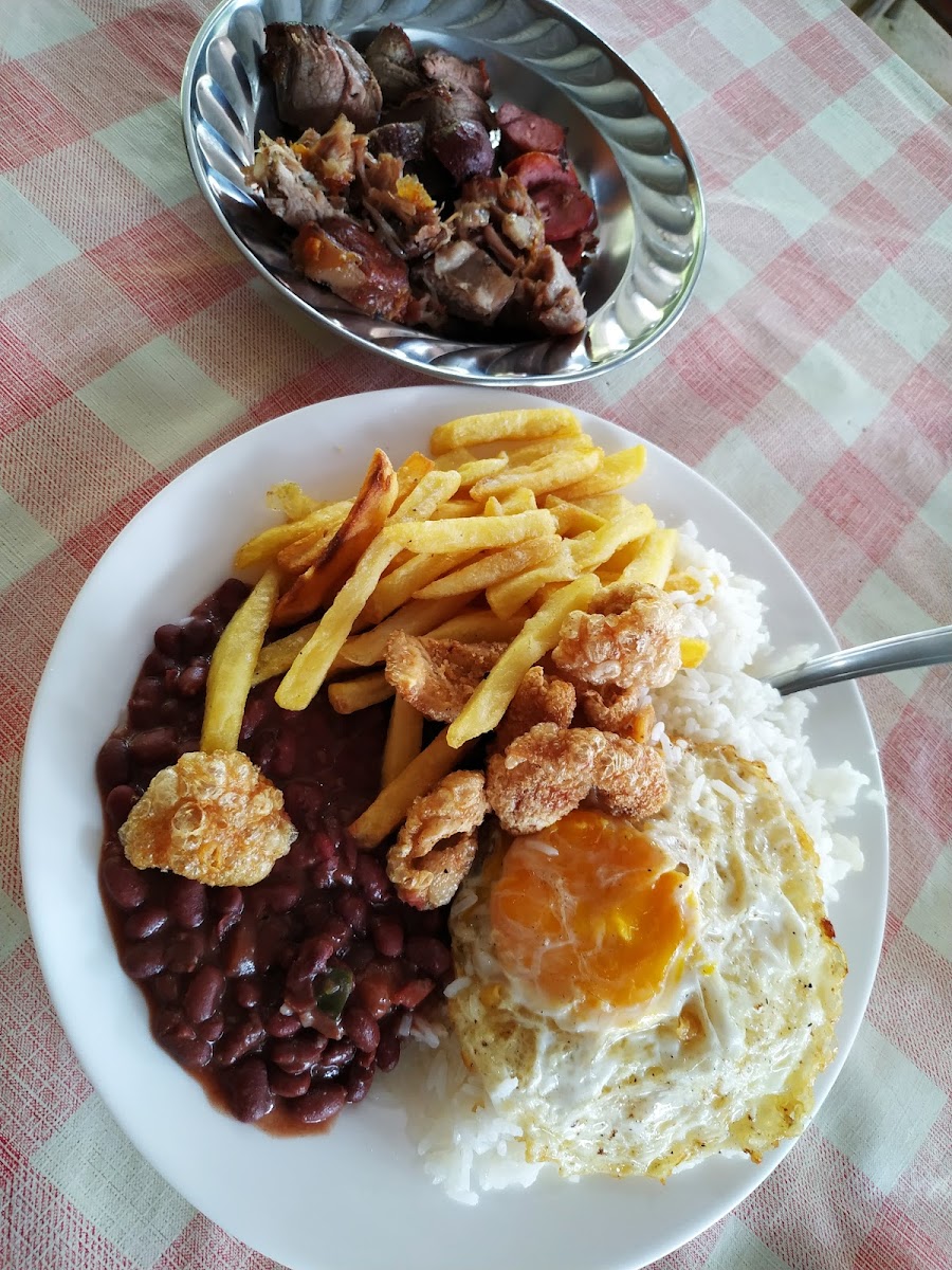 Restaurante Sabor De Minas Dona Euzebia-7