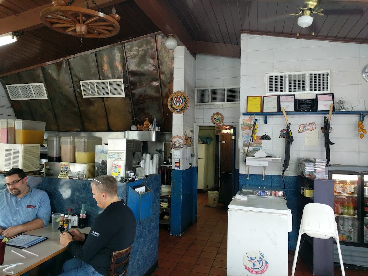 Restaurante Salvadoreño Norita-3