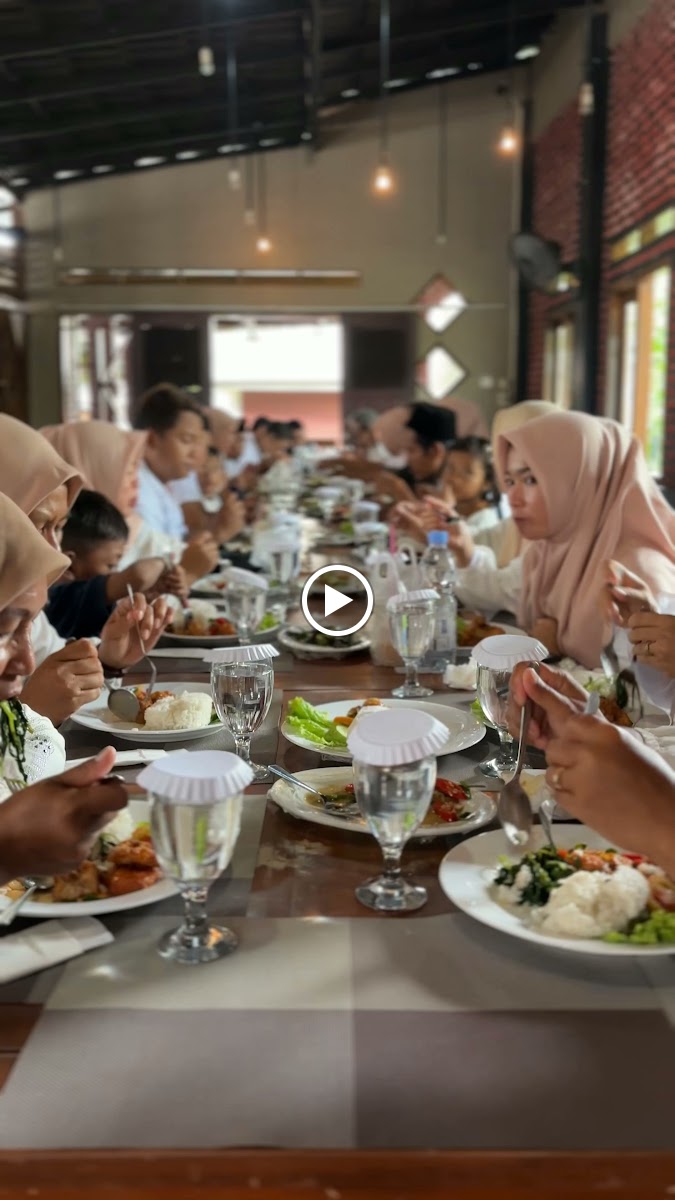 Resto Cafe 99-2