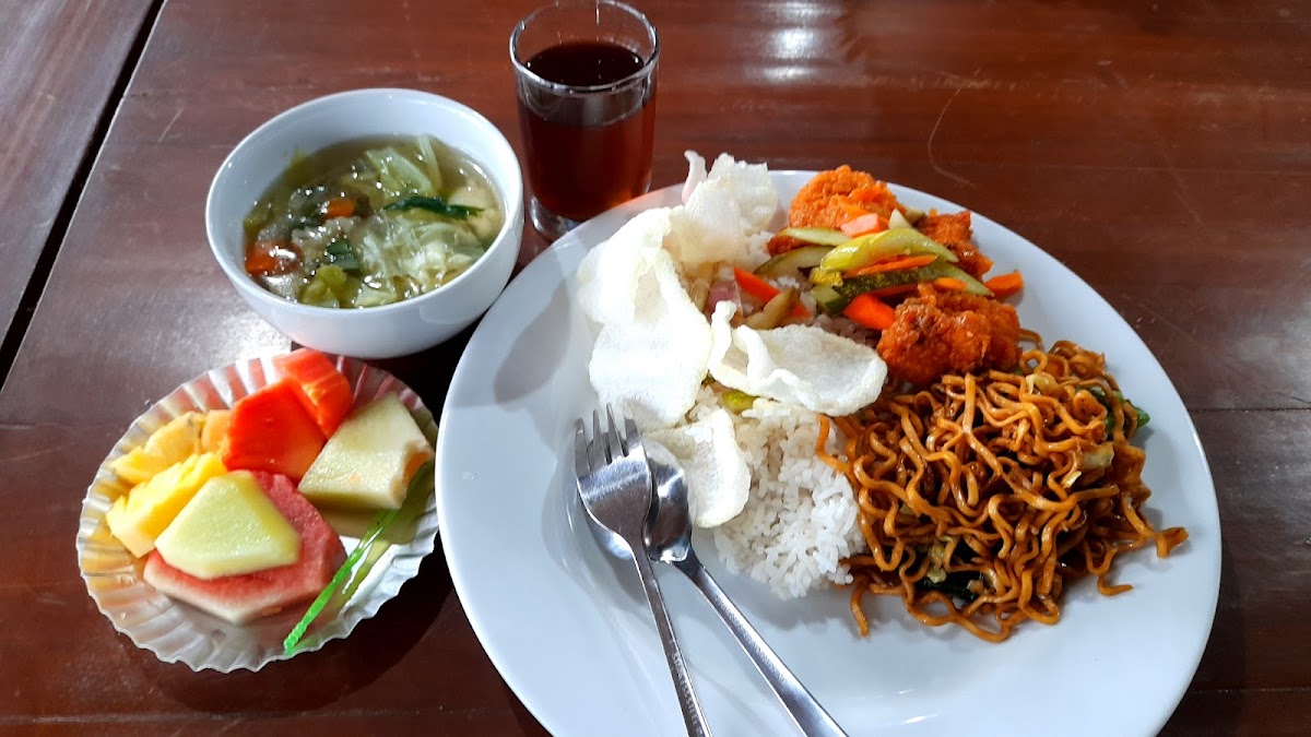 Resto Cafe 99-5