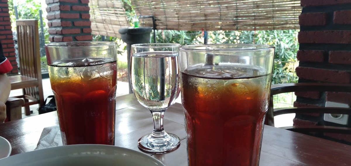 Resto Cafe 99-8