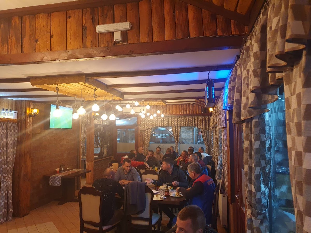 Restoran I Pecenjara Semberski Raj