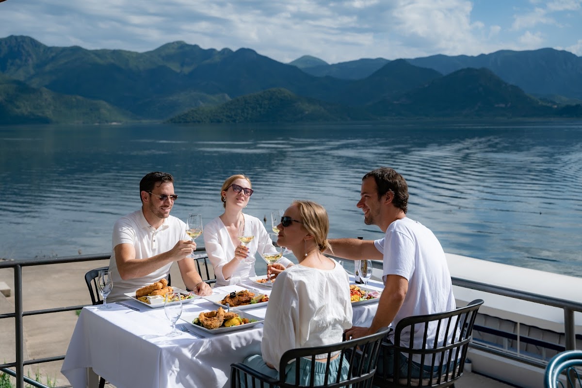 Restoran Jezero-4