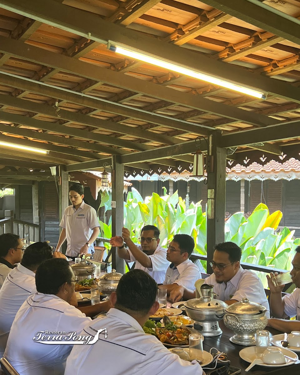 Restoran Terra Pong Batu 18