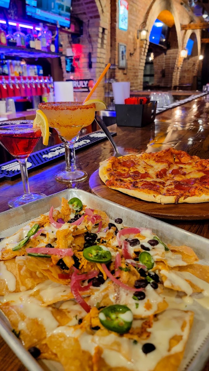 Retro Fusion Food & Music Lounge-2