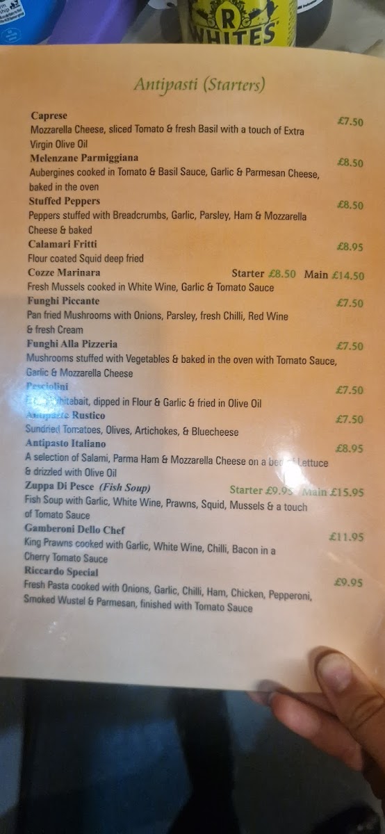 Menu Ricardo's Kitchen-8
