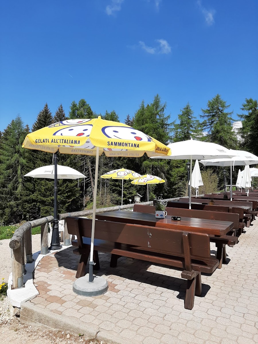 Rifugio Mezzavia
