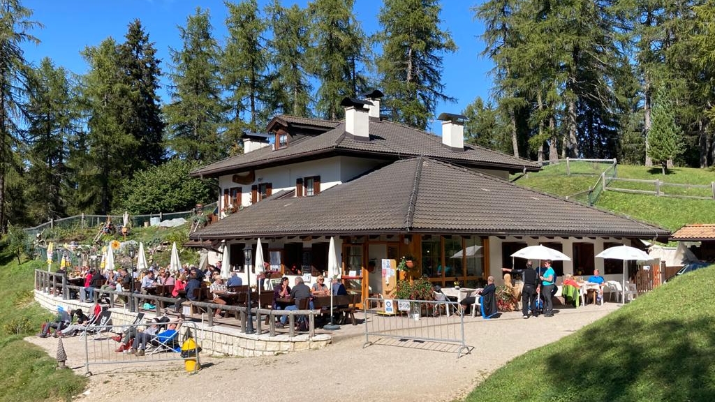 Rifugio Mezzavia-4