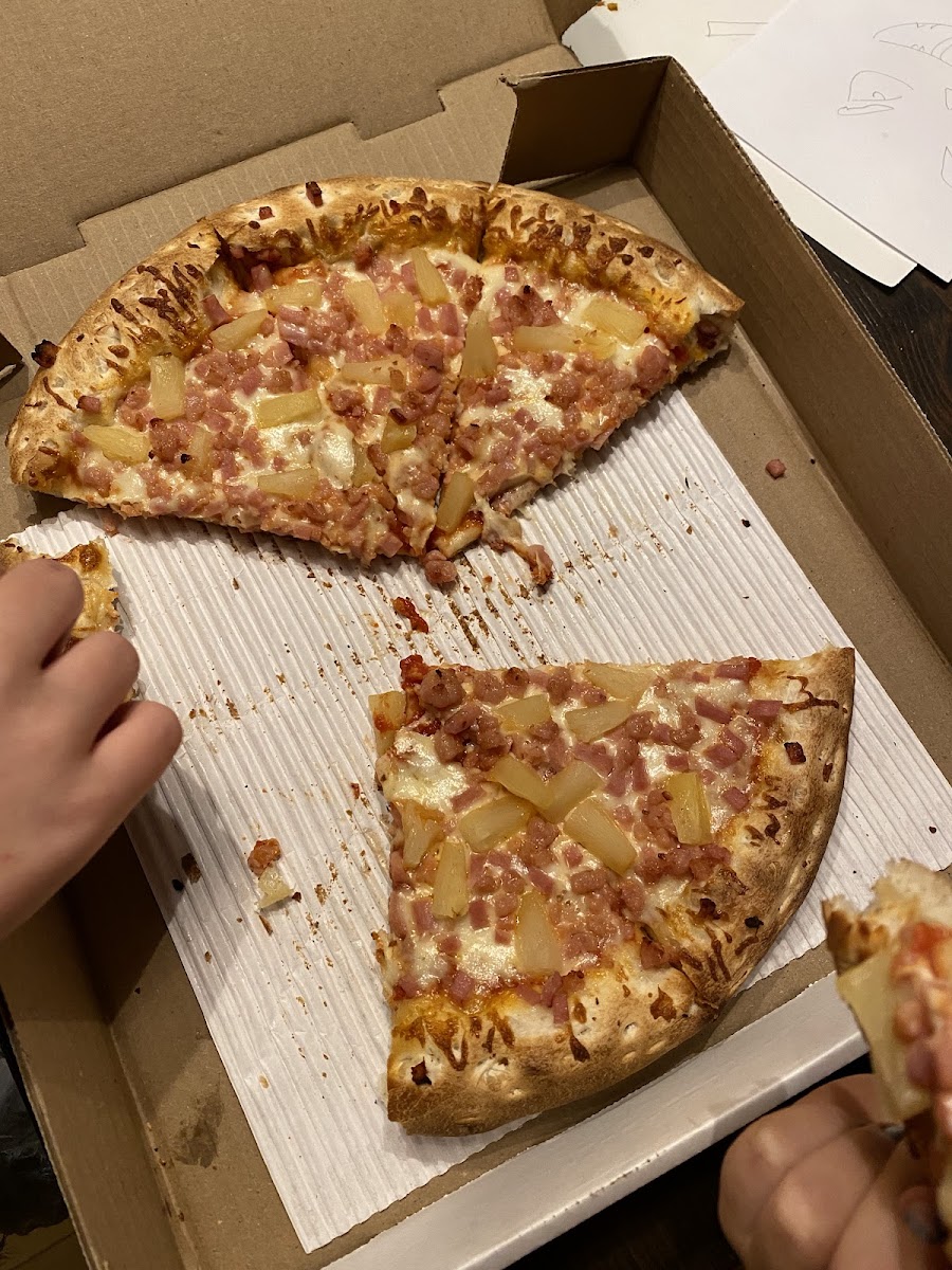 Right Wingers , Best Wings In Burlington.-7