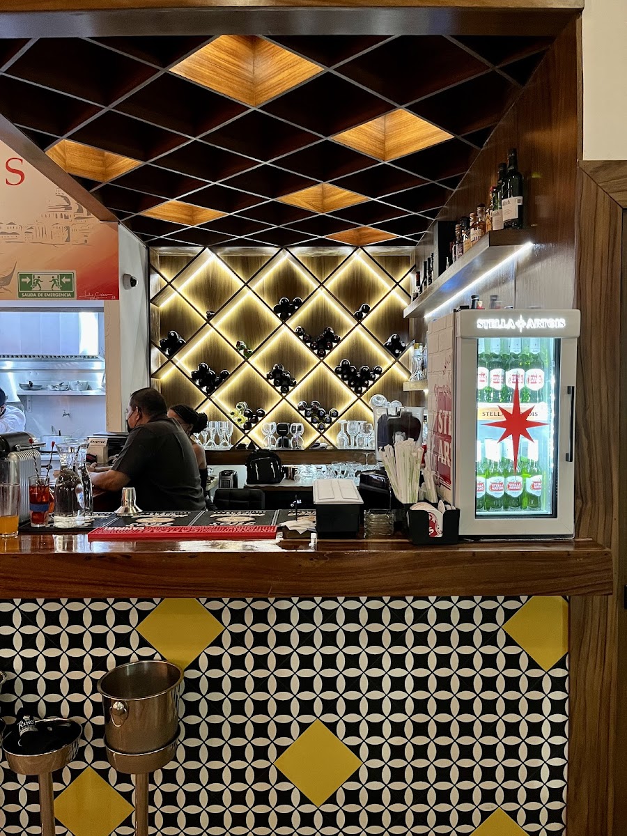 Rinos Casa Napoli