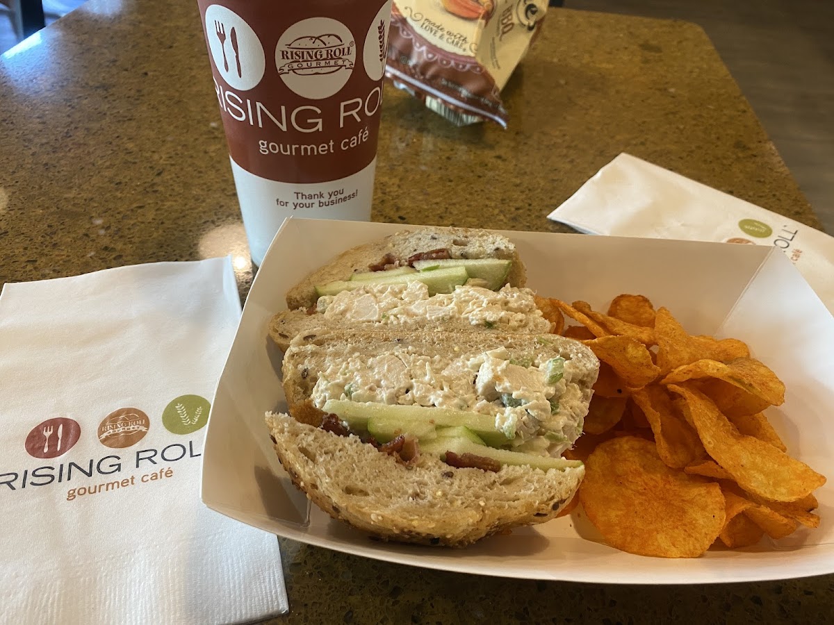 Rising Roll Gourmet Cafe'-4