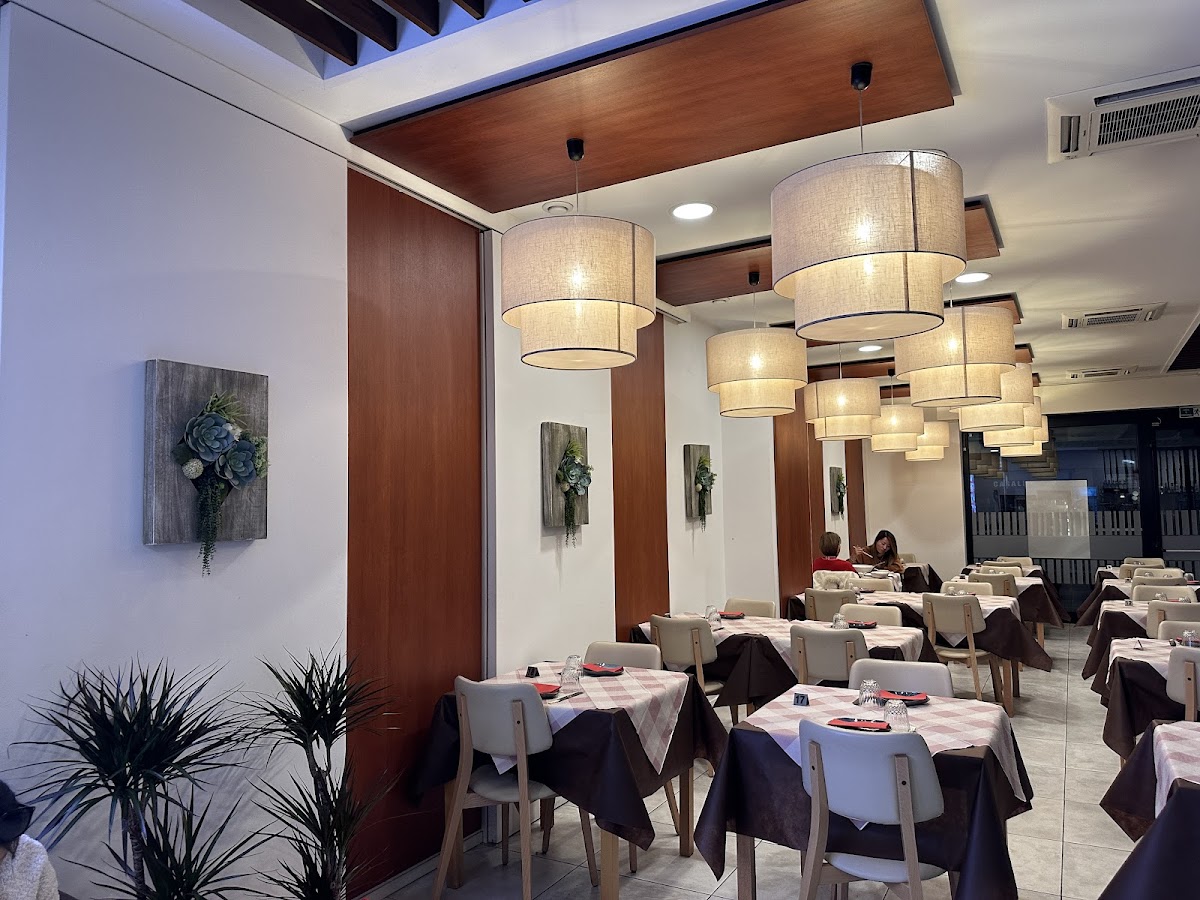 Ristorante Cinese Jasmine Orange七里香川菜馆