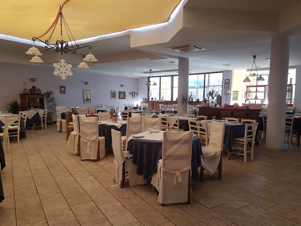 Ristorante Dancing 'valle Della Luna'-4