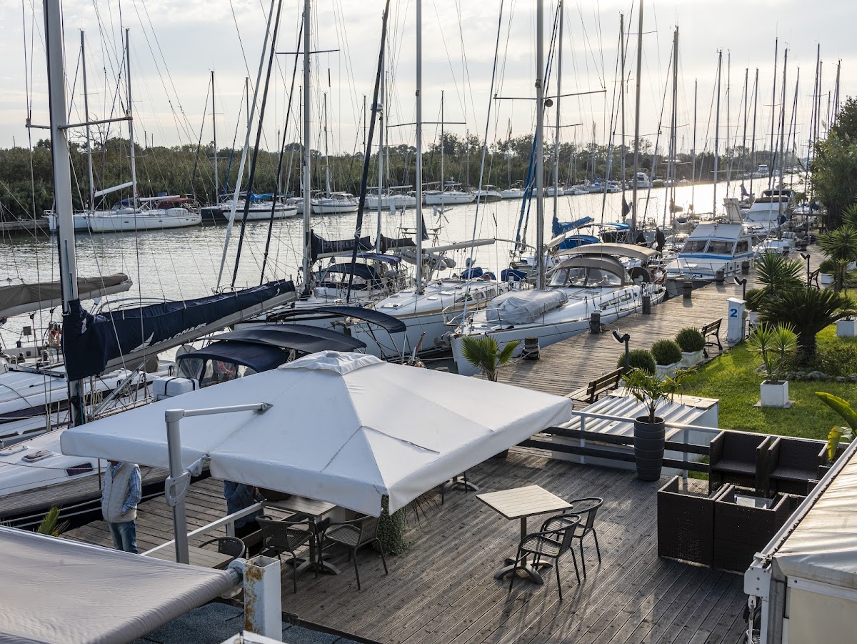 Ristorante Diportista - Trattoria Di Mare A Fiumicino-4