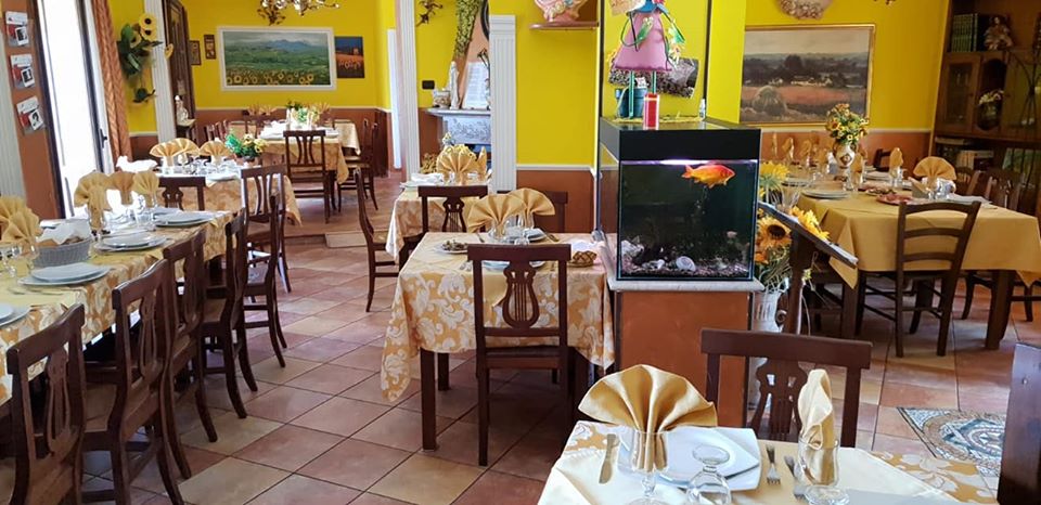 Ristorante Il Girasole. Tagliacozzo - Poggio Filippo (Aq),-