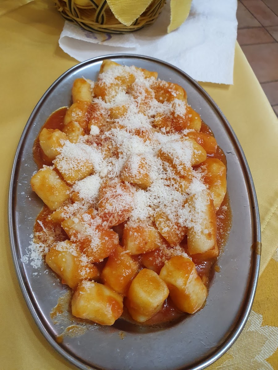 Ristorante Il Girasole. Tagliacozzo - Poggio Filippo (Aq),--8