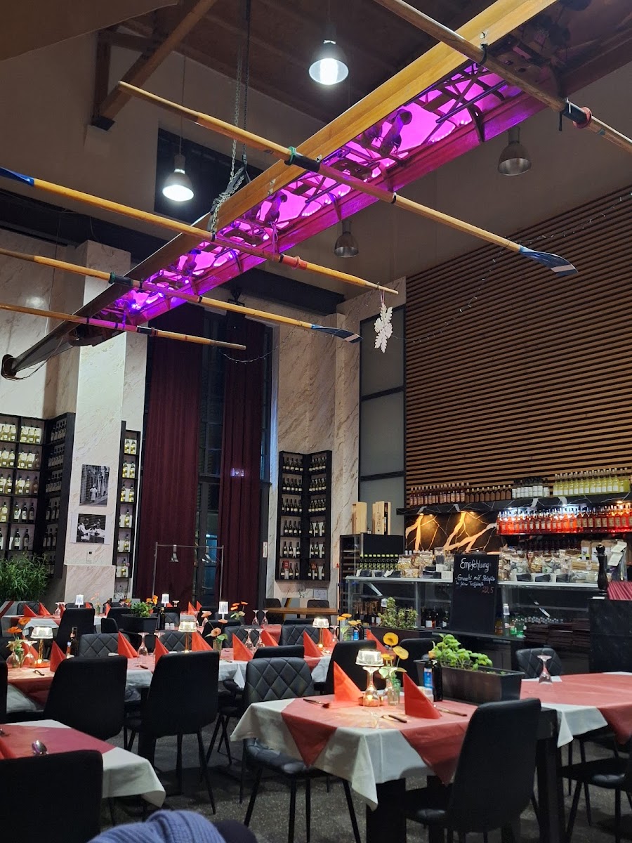 Ristorante La Famiglia - Werft-6