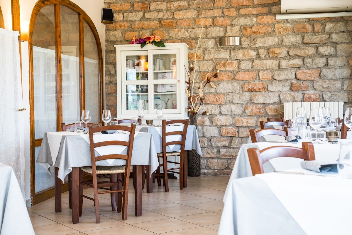 Ristorante La Paglia Marotta